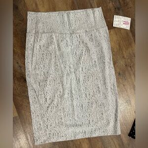 NWT LuLaRoe Cassie skirt.
